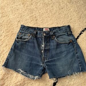 Levi’s 501 cutoffs size 30 / 30